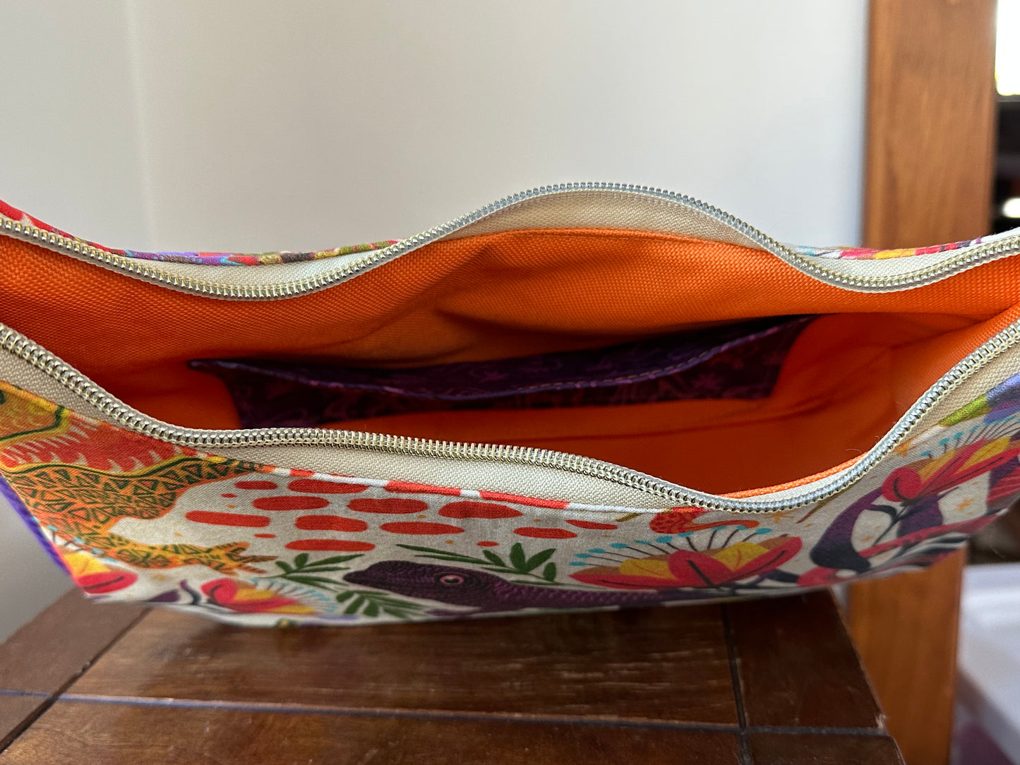 Purple Gecko Baguette Classic Style Shoulder Bag